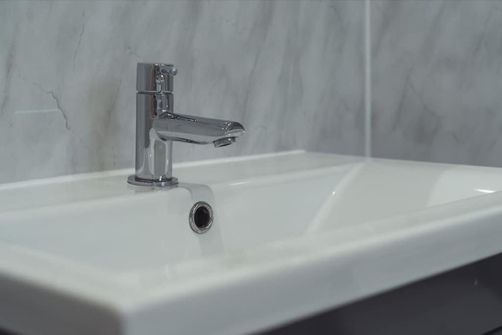 1 Bed - Wifi - Pet Friendly - Harrow Apartment Bagian luar foto
