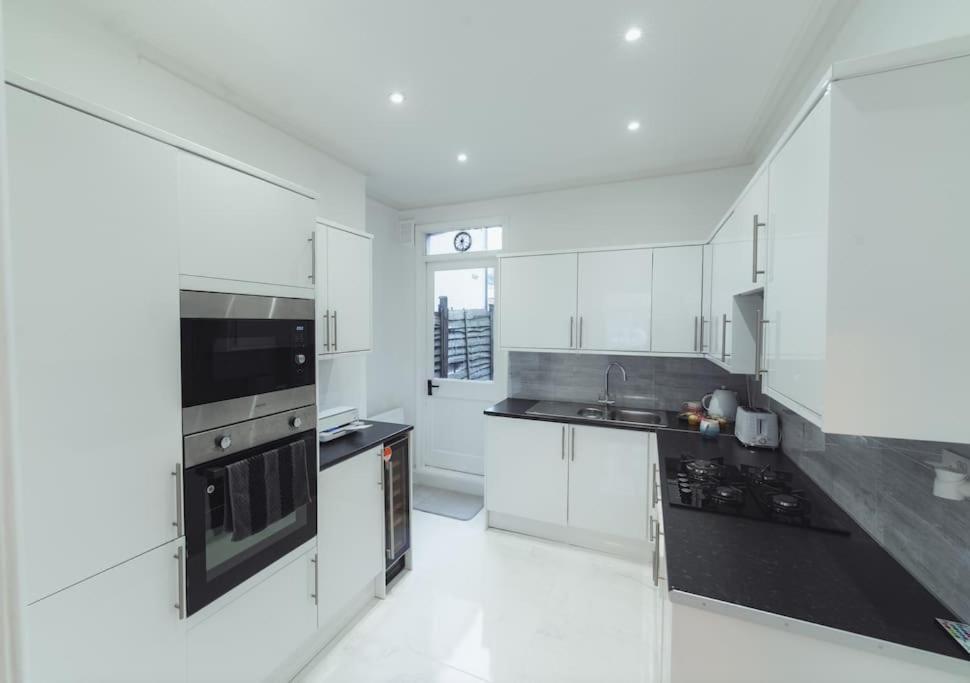 1 Bed - Wifi - Pet Friendly - Harrow Apartment Bagian luar foto