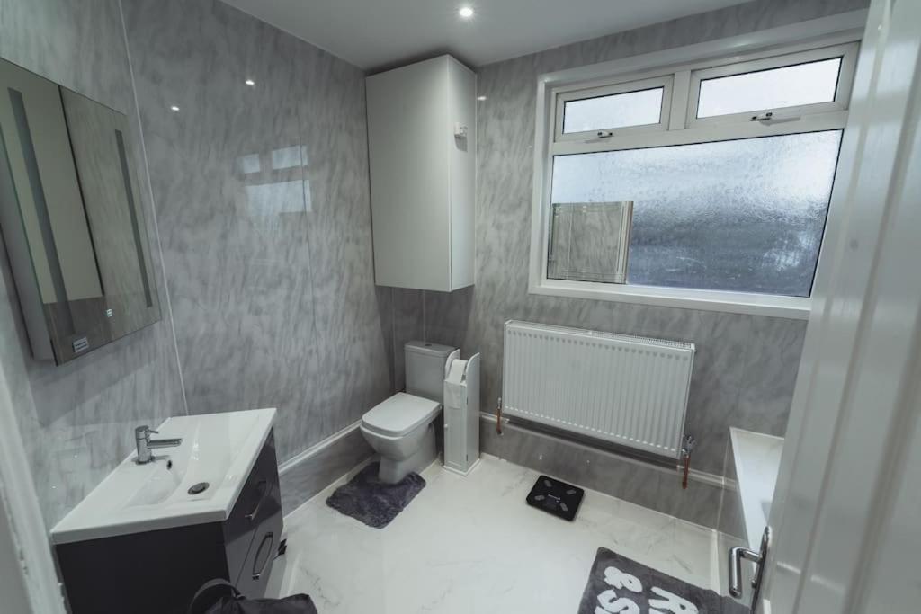 1 Bed - Wifi - Pet Friendly - Harrow Apartment Bagian luar foto